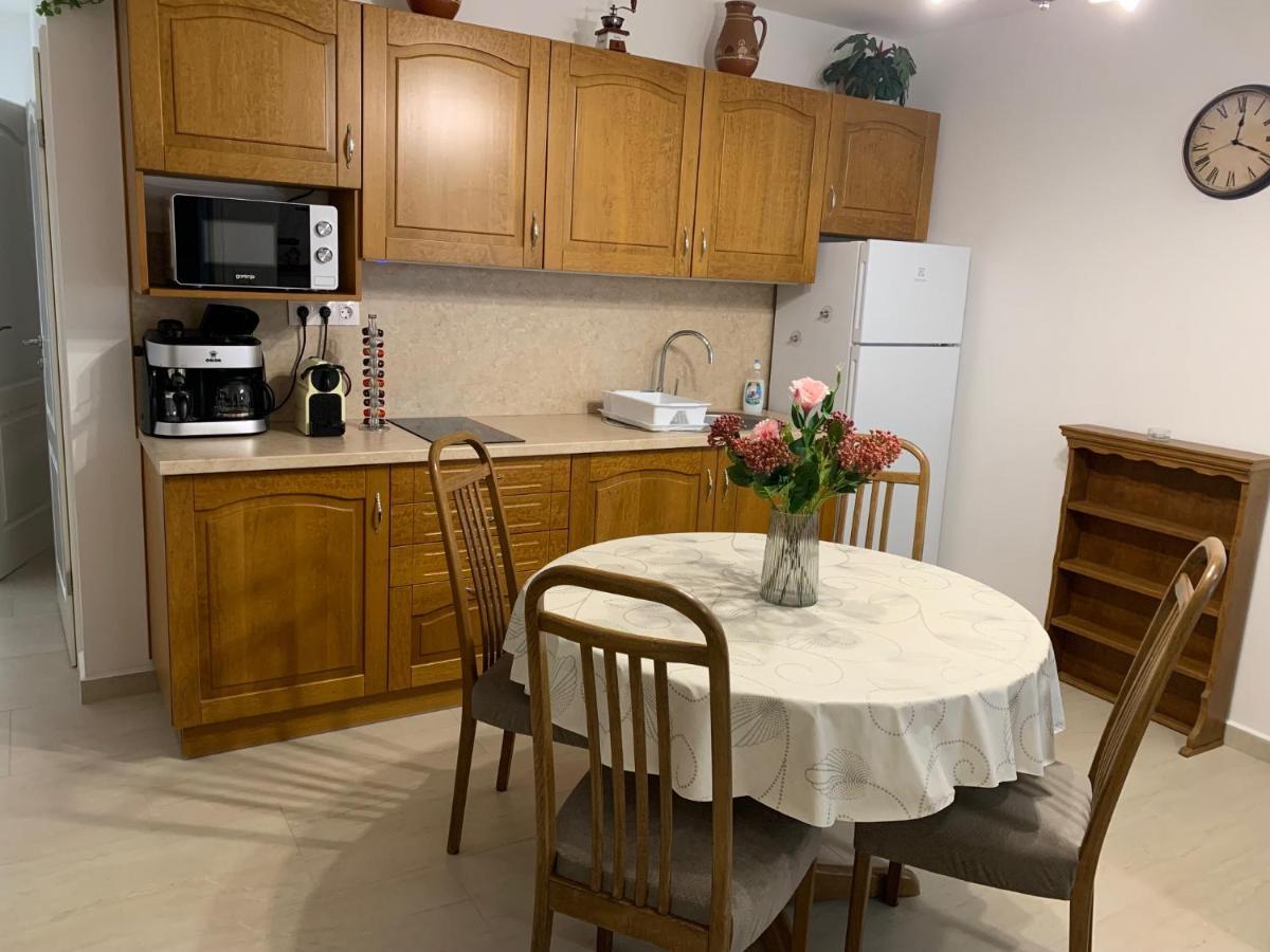 Dodi Apartman ซาลาคาโรส ภายนอก รูปภาพ