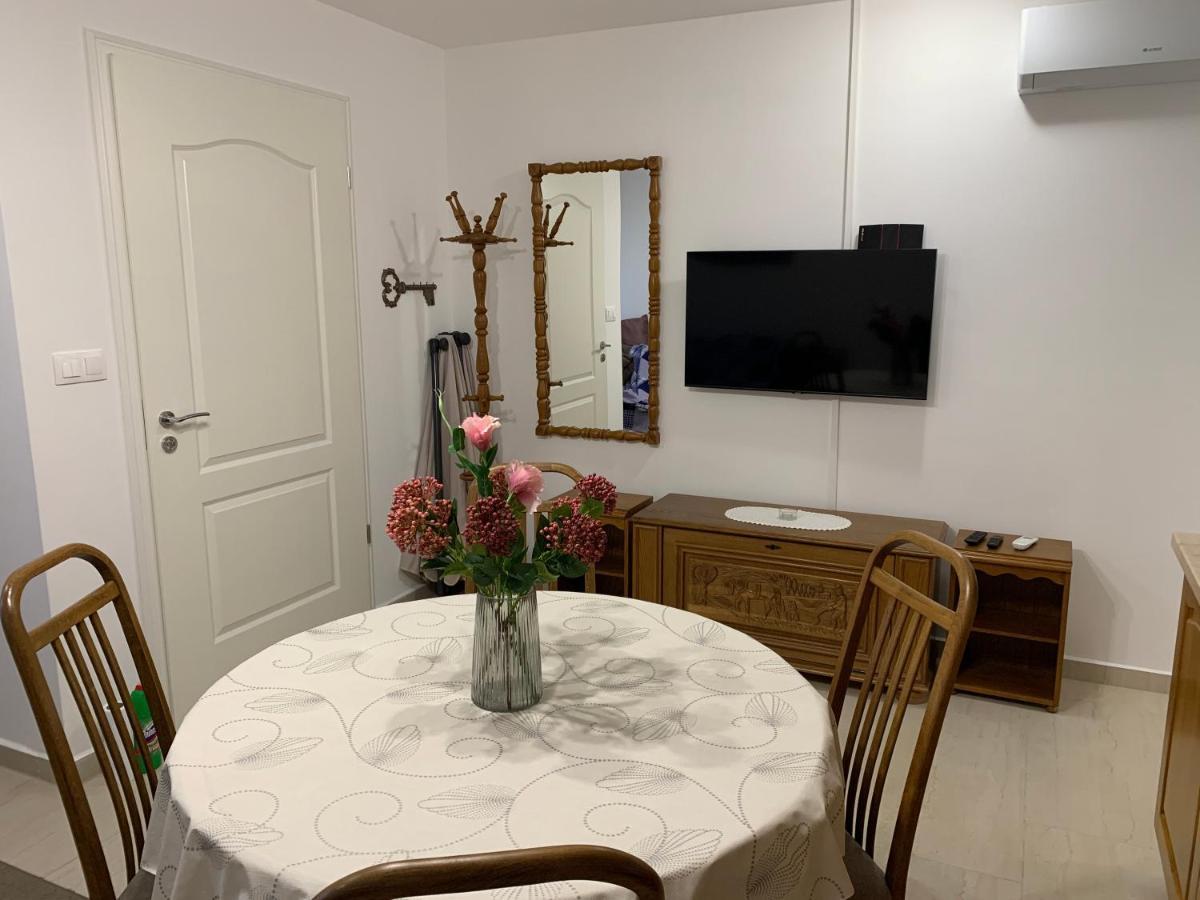 Dodi Apartman ซาลาคาโรส ภายนอก รูปภาพ